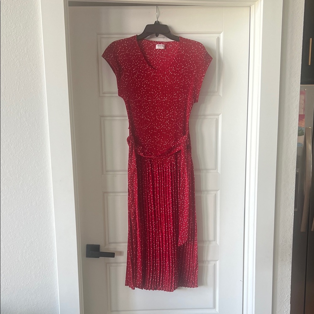 Cap-Sleeve Red Midi Wrap Dress with Pleated Skirt
